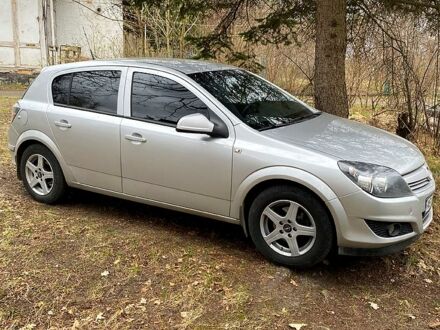 Сірий Опель Астра, об'ємом двигуна 1.6 л та пробігом 215 тис. км за 5000 $, фото 1 на Automoto.ua