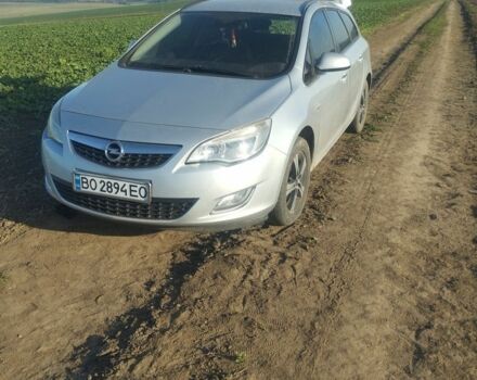 Сірий Опель Астра, об'ємом двигуна 1.7 л та пробігом 300 тис. км за 5993 $, фото 1 на Automoto.ua