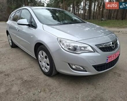 Серый Опель Астра, объемом двигателя 1.3 л и пробегом 241 тыс. км за 6500 $, фото 1 на Automoto.ua