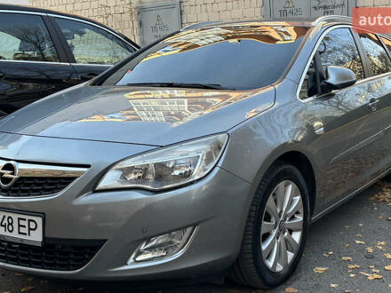 Серый Опель Астра, объемом двигателя 1.69 л и пробегом 213 тыс. км за 6450 $, фото 1 на Automoto.ua