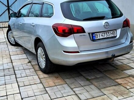 Сірий Опель Астра, об'ємом двигуна 1.7 л та пробігом 260 тис. км за 6000 $, фото 1 на Automoto.ua