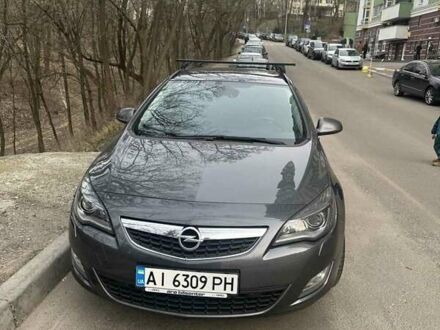 Серый Опель Астра, объемом двигателя 1.6 л и пробегом 225 тыс. км за 6800 $, фото 1 на Automoto.ua