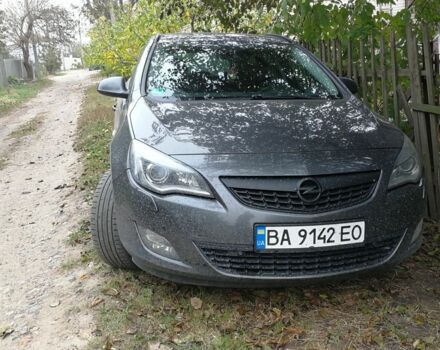 Сірий Опель Астра, об'ємом двигуна 1.7 л та пробігом 370 тис. км за 5500 $, фото 1 на Automoto.ua