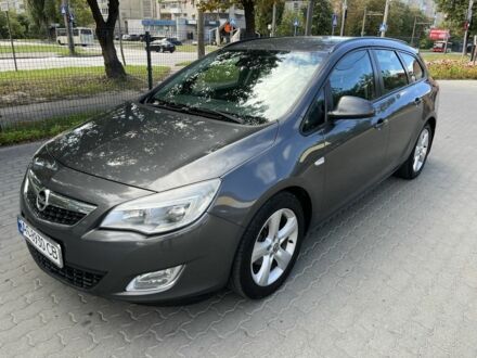 Серый Опель Астра, объемом двигателя 1.3 л и пробегом 311 тыс. км за 4700 $, фото 1 на Automoto.ua