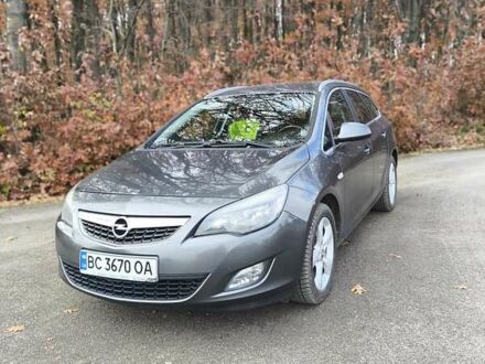 Сірий Опель Астра, об'ємом двигуна 1.7 л та пробігом 250 тис. км за 6400 $, фото 1 на Automoto.ua