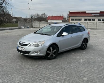 Серый Опель Астра, объемом двигателя 1.7 л и пробегом 272 тыс. км за 5999 $, фото 1 на Automoto.ua