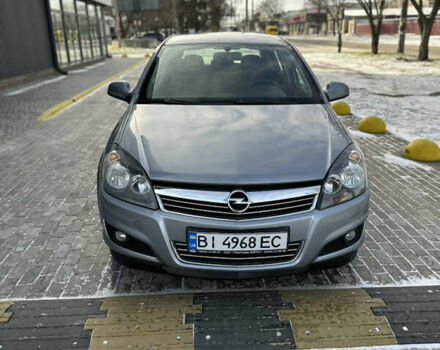 Серый Опель Астра, объемом двигателя 1.6 л и пробегом 30 тыс. км за 7999 $, фото 1 на Automoto.ua