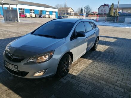 Опель Астра 2011 у Бучаче на Automoto.ua Сірий Опель Астра, об'ємом двигуна 1.7 л та пробігом 280 тис. км за 6500 $, фото 1 на Automoto.ua