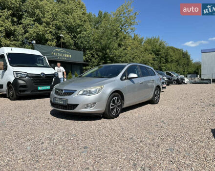 Серый Опель Астра, объемом двигателя 1.7 л и пробегом 183 тыс. км за 7700 $, фото 1 на Automoto.ua