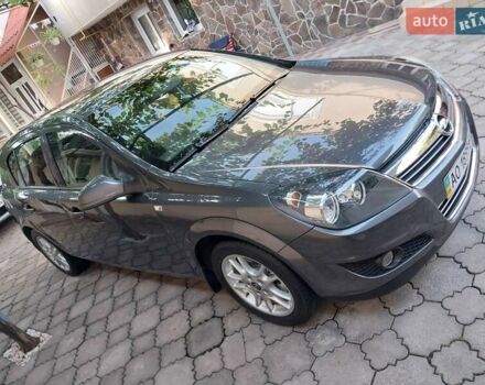 Серый Опель Астра, объемом двигателя 1.6 л и пробегом 147 тыс. км за 7123 $, фото 1 на Automoto.ua