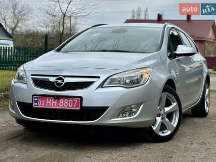 Серый Опель Астра, объемом двигателя 1.6 л и пробегом 148 тыс. км за 7800 $, фото 1 на Automoto.ua