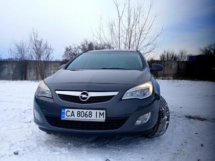 Сірий Опель Астра, об'ємом двигуна 1.7 л та пробігом 0 тис. км за 7500 $, фото 1 на Automoto.ua