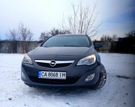 Серый Опель Астра, объемом двигателя 1.7 л и пробегом 0 тыс. км за 7500 $, фото 1 на Automoto.ua