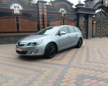 Сірий Опель Астра, об'ємом двигуна 1.6 л та пробігом 176 тис. км за 7701 $, фото 1 на Automoto.ua