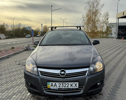Серый Опель Астра, объемом двигателя 1.6 л и пробегом 250 тыс. км за 6400 $, фото 1 на Automoto.ua