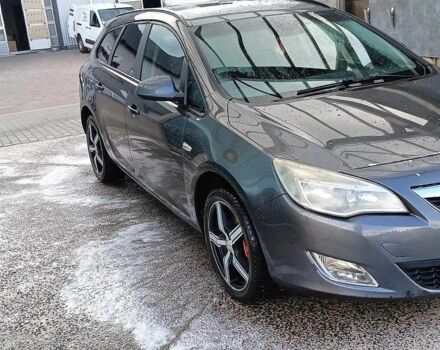 Сірий Опель Астра, об'ємом двигуна 2 л та пробігом 320 тис. км за 6700 $, фото 1 на Automoto.ua