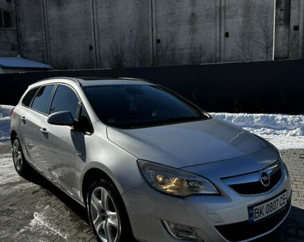Сірий Опель Астра, об'ємом двигуна 1.7 л та пробігом 285 тис. км за 6299 $, фото 1 на Automoto.ua