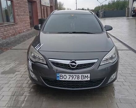 Сірий Опель Астра, об'ємом двигуна 1.7 л та пробігом 236 тис. км за 7200 $, фото 1 на Automoto.ua