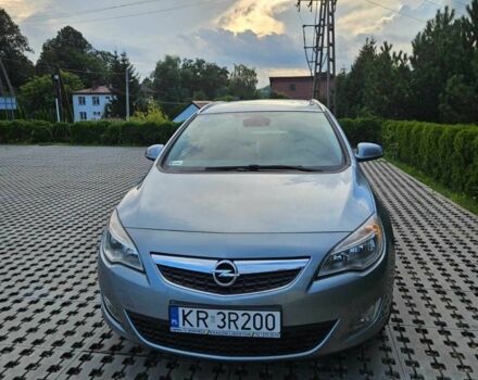 Серый Опель Астра, объемом двигателя 1.7 л и пробегом 230 тыс. км за 2500 $, фото 1 на Automoto.ua