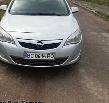 Сірий Опель Астра, об'ємом двигуна 1.69 л та пробігом 320 тис. км за 5400 $, фото 1 на Automoto.ua