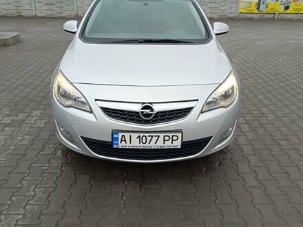 Серый Опель Астра, объемом двигателя 1.7 л и пробегом 418 тыс. км за 6100 $, фото 1 на Automoto.ua