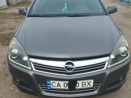 Сірий Опель Астра, об'ємом двигуна 1.6 л та пробігом 163 тис. км за 6600 $, фото 1 на Automoto.ua