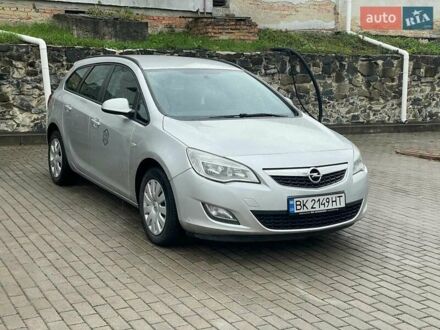 Опель Астра 2011 у Рівному на Automoto.ua Сірий Опель Астра, об'ємом двигуна 1.96 л та пробігом 275 тис. км за 7600 $, фото 1 на Automoto.ua