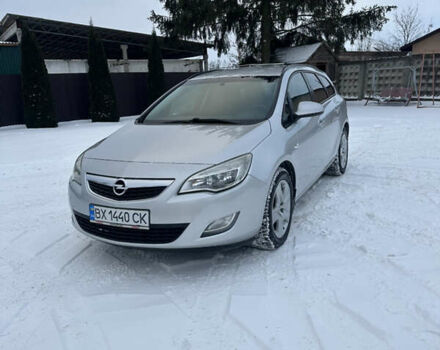 Серый Опель Астра, объемом двигателя 1.7 л и пробегом 248 тыс. км за 6700 $, фото 1 на Automoto.ua