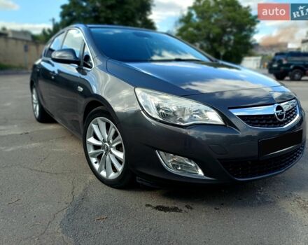 Сірий Опель Астра, об'ємом двигуна 0 л та пробігом 302 тис. км за 6600 $, фото 1 на Automoto.ua