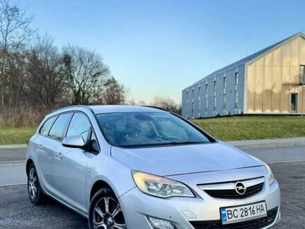 Серый Опель Астра, объемом двигателя 1.7 л и пробегом 320 тыс. км за 4500 $, фото 1 на Automoto.ua