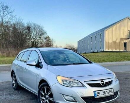 Серый Опель Астра, объемом двигателя 1.7 л и пробегом 320 тыс. км за 4500 $, фото 1 на Automoto.ua