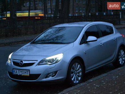 Серый Опель Астра, объемом двигателя 1.6 л и пробегом 160 тыс. км за 9000 $, фото 1 на Automoto.ua