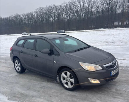 Серый Опель Астра, объемом двигателя 1.7 л и пробегом 260 тыс. км за 6499 $, фото 1 на Automoto.ua