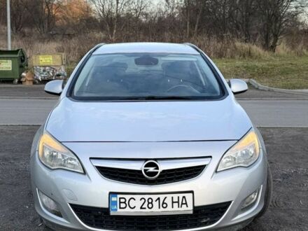 Опель Астра 2011 в Львове на Automoto.ua Серый Опель Астра, объемом двигателя 1.7 л и пробегом 320 тыс. км за 5900 $, фото 1 на Automoto.ua
