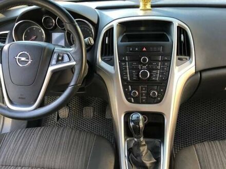 Сірий Опель Астра, об'ємом двигуна 1.7 л та пробігом 253 тис. км за 6900 $, фото 1 на Automoto.ua