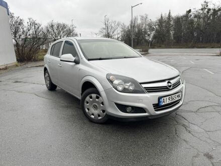 Серый Опель Астра, объемом двигателя 1.6 л и пробегом 146 тыс. км за 6000 $, фото 1 на Automoto.ua