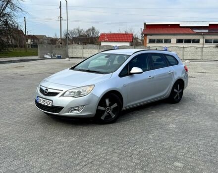 Сірий Опель Астра, об'ємом двигуна 1.7 л та пробігом 272 тис. км за 5999 $, фото 1 на Automoto.ua