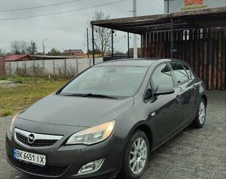Сірий Опель Астра, об'ємом двигуна 1.6 л та пробігом 216 тис. км за 7399 $, фото 1 на Automoto.ua