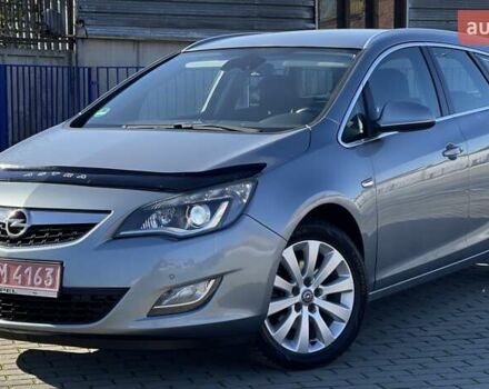 Опель Астра 2011 у Тернополі на Automoto.ua Сірий Опель Астра, об'ємом двигуна 1.7 л та пробігом 259 тис. км за 7700 $, фото 1 на Automoto.ua