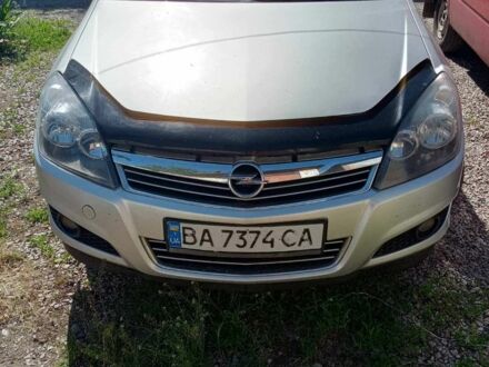 Сірий Опель Астра, об'ємом двигуна 1.7 л та пробігом 190 тис. км за 5300 $, фото 1 на Automoto.ua