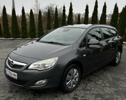 Серый Опель Астра, объемом двигателя 1.69 л и пробегом 261 тыс. км за 6300 $, фото 1 на Automoto.ua