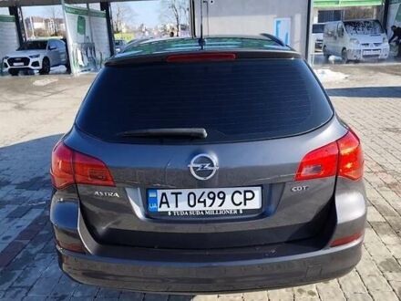 Серый Опель Астра, объемом двигателя 1.7 л и пробегом 270 тыс. км за 5999 $, фото 1 на Automoto.ua