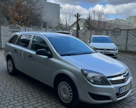 Серый Опель Астра, объемом двигателя 1.7 л и пробегом 236 тыс. км за 6100 $, фото 1 на Automoto.ua