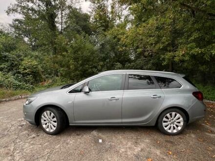 Опель Астра 2011 в Нетешине на Automoto.ua Серый Опель Астра, объемом двигателя 1.7 л и пробегом 238 тыс. км за 6600 $, фото 1 на Automoto.ua