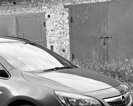 Сірий Опель Астра, об'ємом двигуна 1.25 л та пробігом 280 тис. км за 6000 $, фото 1 на Automoto.ua