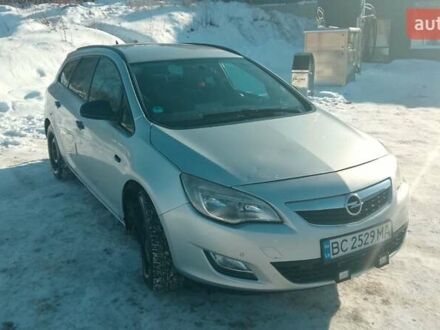 Серый Опель Астра, объемом двигателя 1.69 л и пробегом 280 тыс. км за 7000 $, фото 1 на Automoto.ua