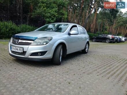 Опель Астра 2011 в Киеве на Automoto.ua Серый Опель Астра, объемом двигателя 1.6 л и пробегом 125 тыс. км за 6300 $, фото 1 на Automoto.ua
