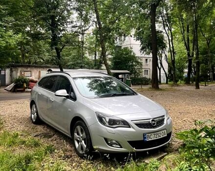 Серый Опель Астра, объемом двигателя 2 л и пробегом 247 тыс. км за 7600 $, фото 1 на Automoto.ua