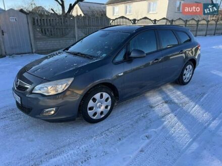 Серый Опель Астра, объемом двигателя 1.2 л и пробегом 299 тыс. км за 5900 $, фото 1 на Automoto.ua