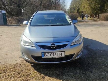 Опель Астра 2011 в Львове на Automoto.ua Серый Опель Астра, объемом двигателя 1.3 л и пробегом 251 тыс. км за 5500 $, фото 1 на Automoto.ua